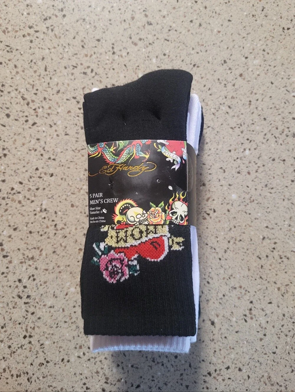 5-Pk Ed Hardy Mens Size 6-12  Cushioned Crew Socks Tattoo Fire Heart Y2K